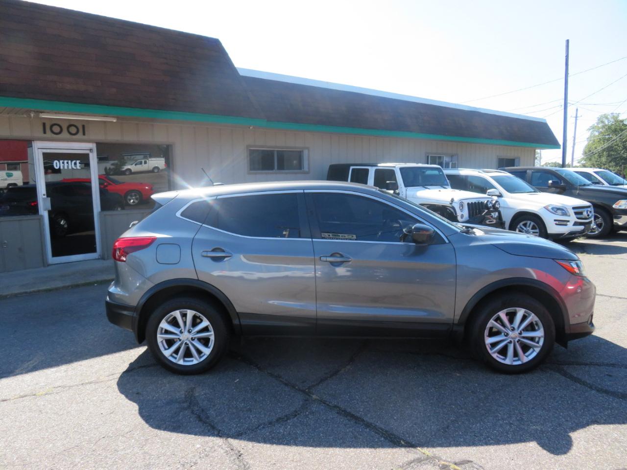 Nissan Rogue Sport photo 4