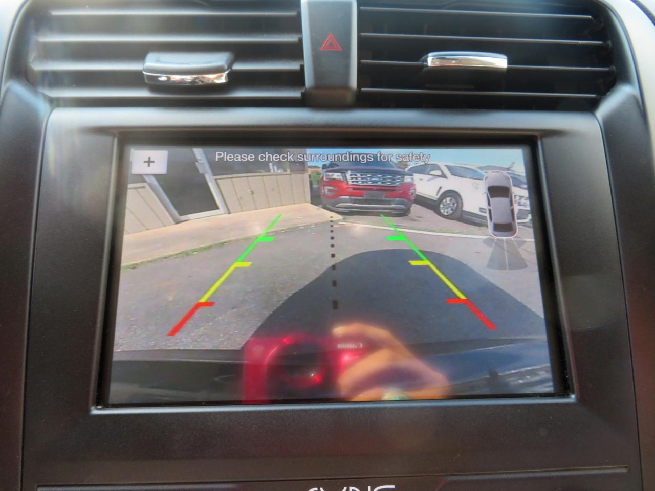 Ford Fusion photo 17