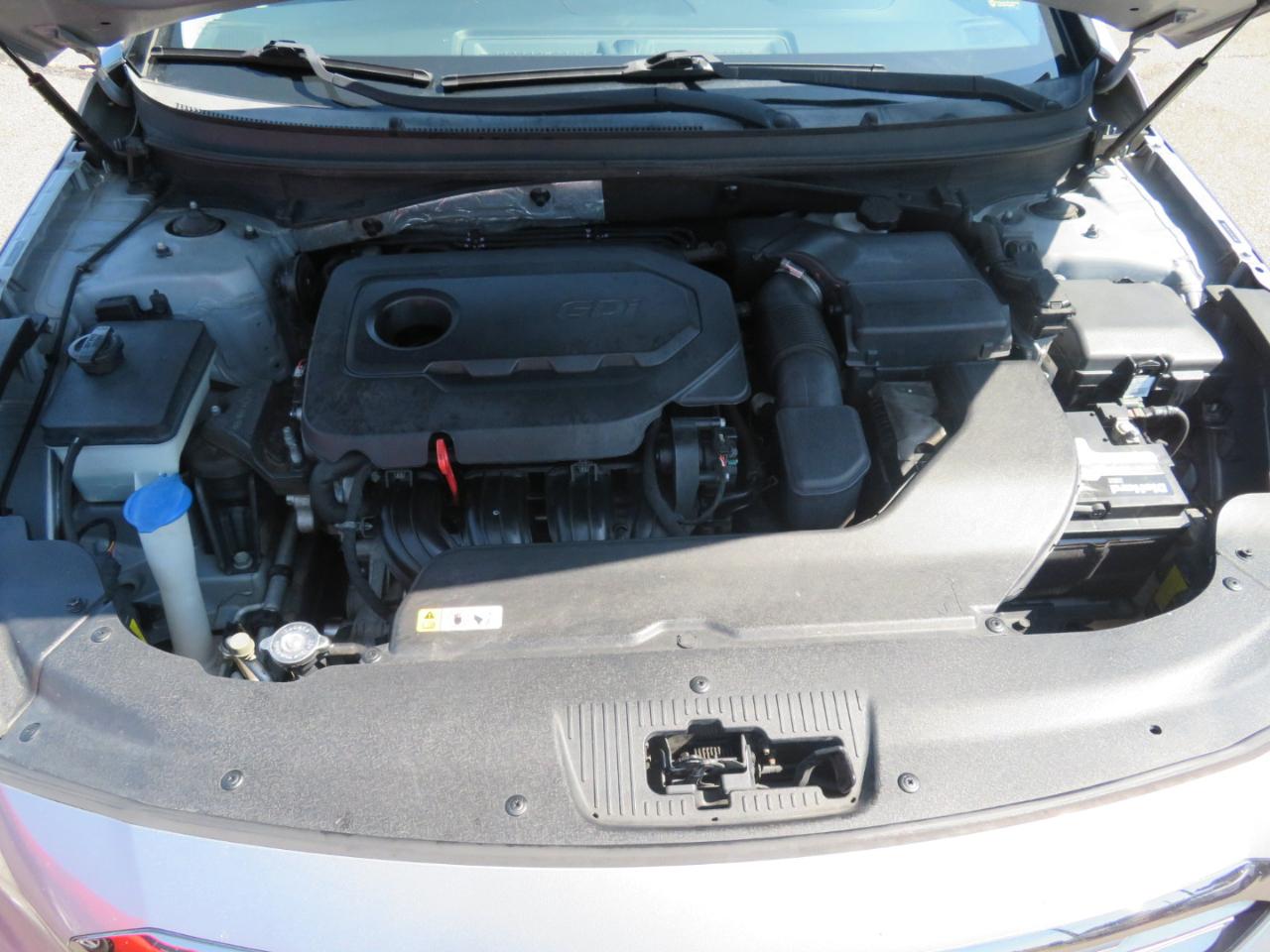 Hyundai Sonata photo 19