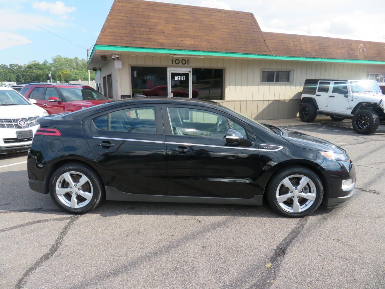 Chevrolet Volt photo 3