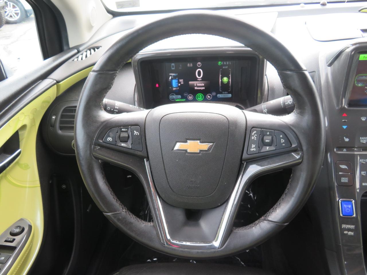 Chevrolet Volt photo 15