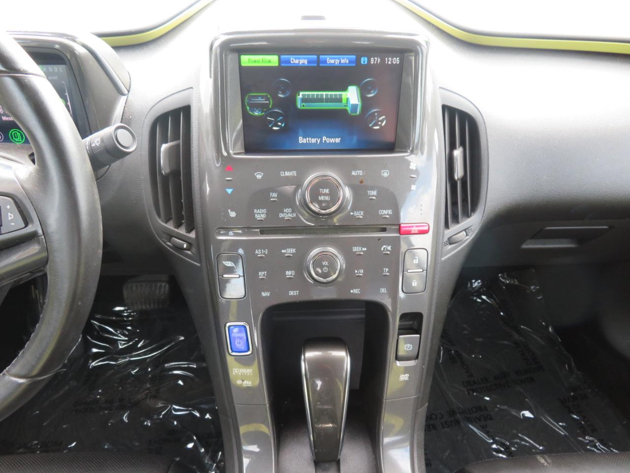 Chevrolet Volt photo 16