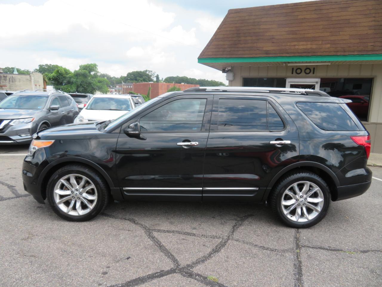 Ford Explorer Limited 4WD 2013