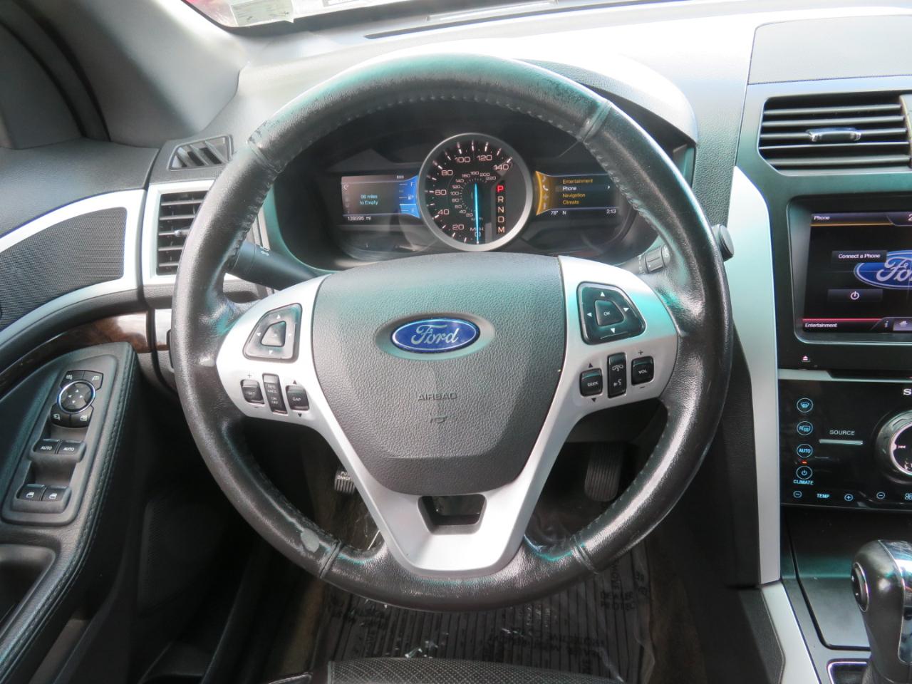 Ford Explorer Limited 4WD 2013