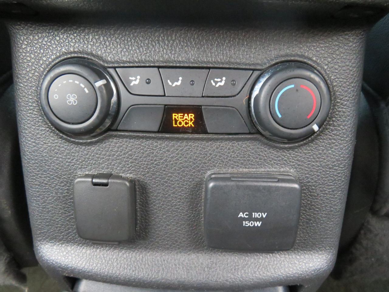 Ford Explorer Limited 4WD 2013