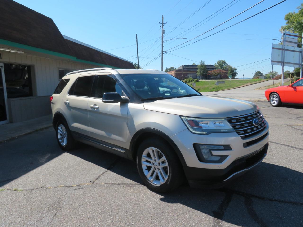 Ford Explorer XLT FWD 2017