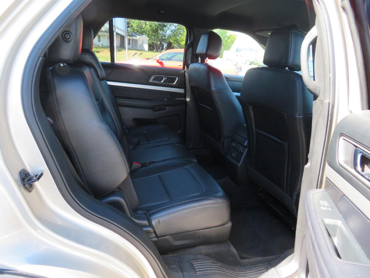 Ford Explorer XLT FWD 2017