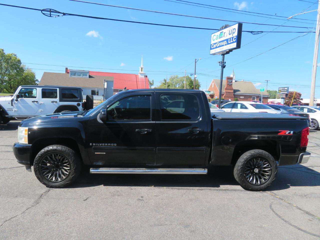 Chevrolet Silverado photo 8
