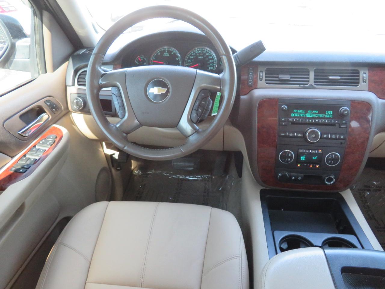 Chevrolet Silverado photo 15