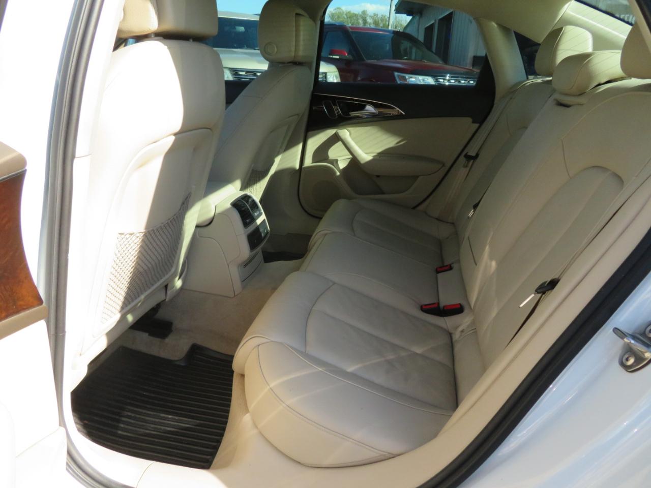Audi A6 photo 10