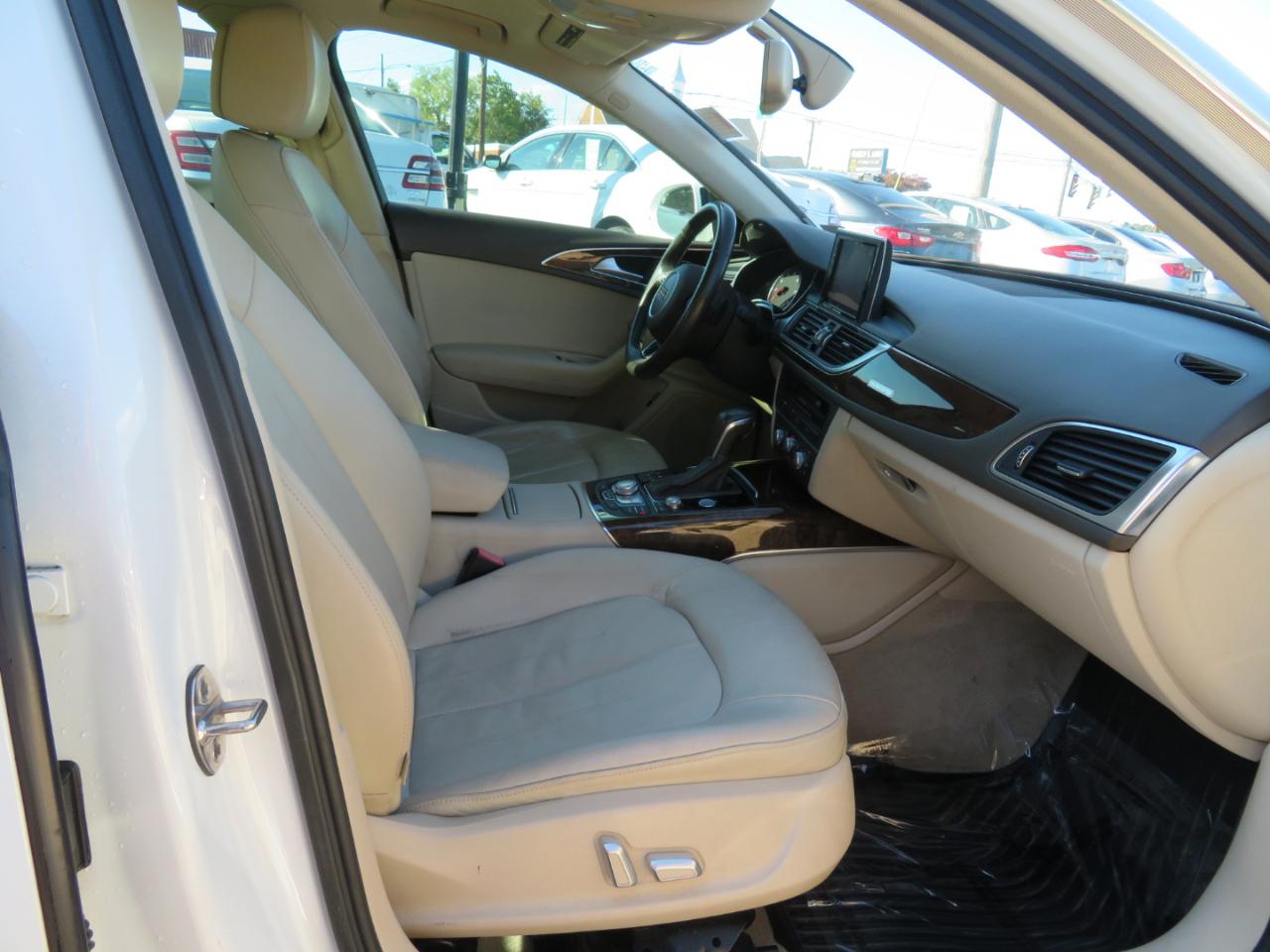 Audi A6 photo 11