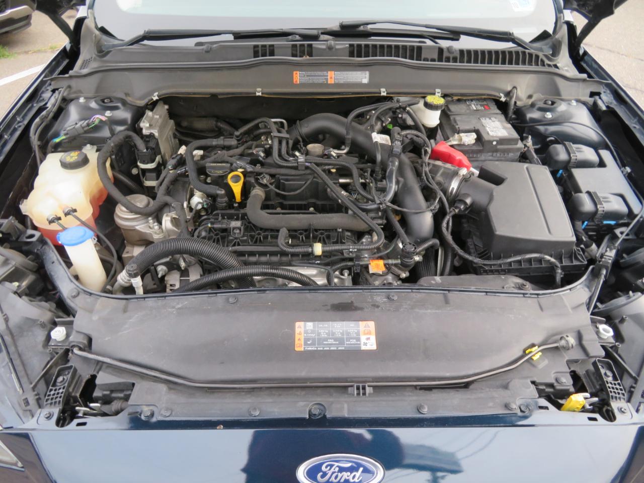 Ford Fusion photo 17