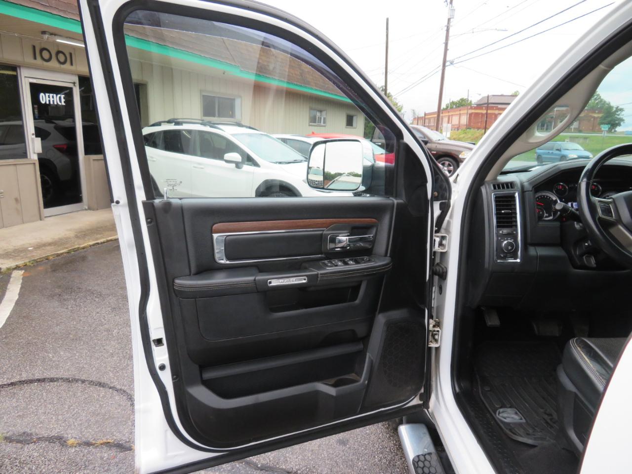 Ram 1500 photo 9