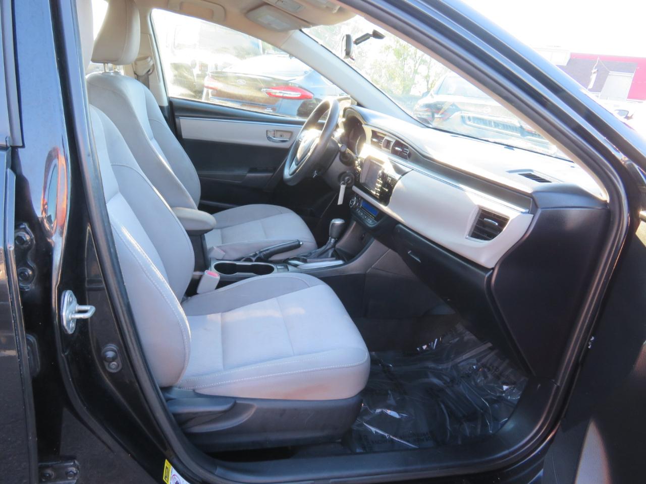 Toyota Corolla LE w/ Premium Pkg 2015