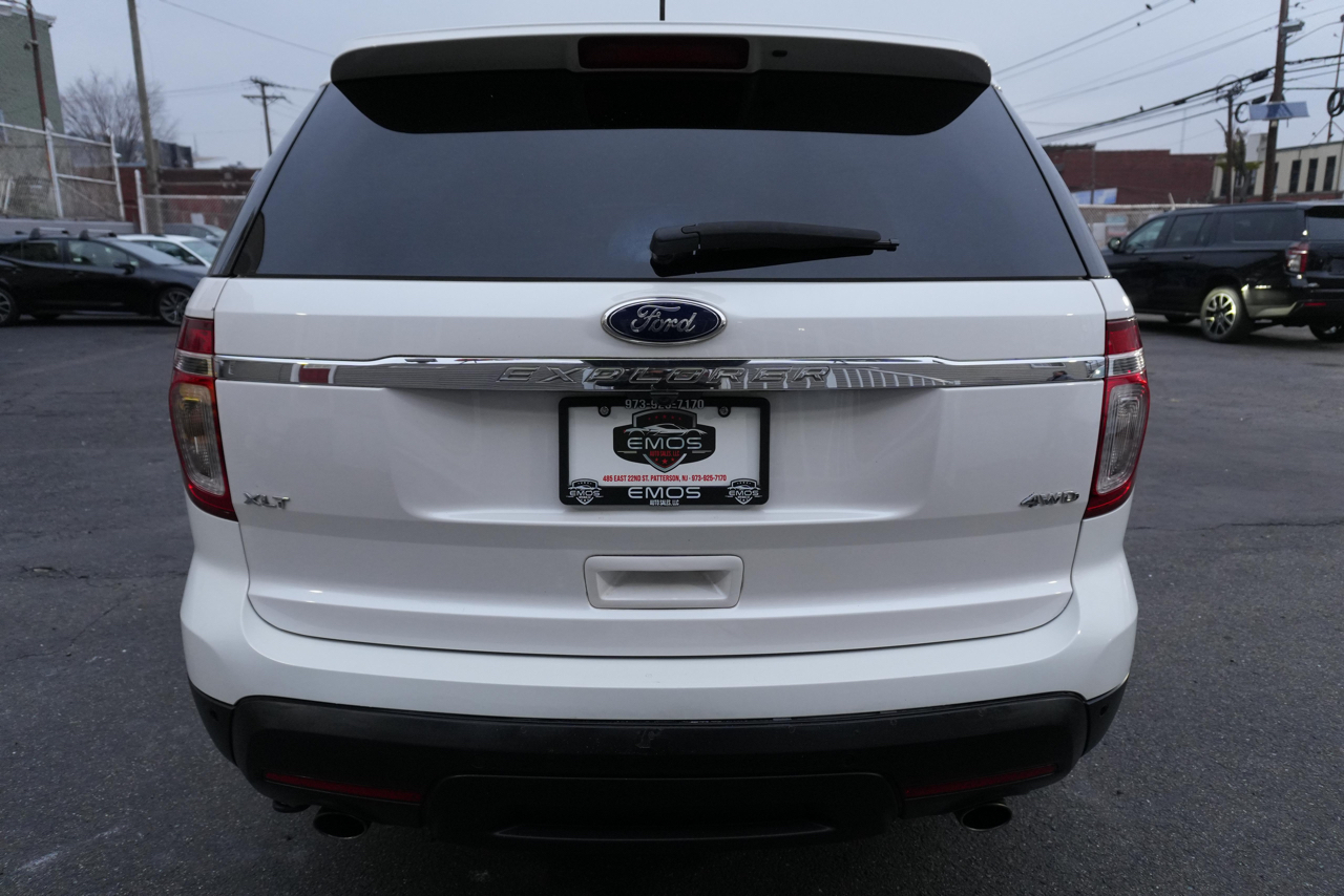 Ford Explorer XLT 4WD 2013