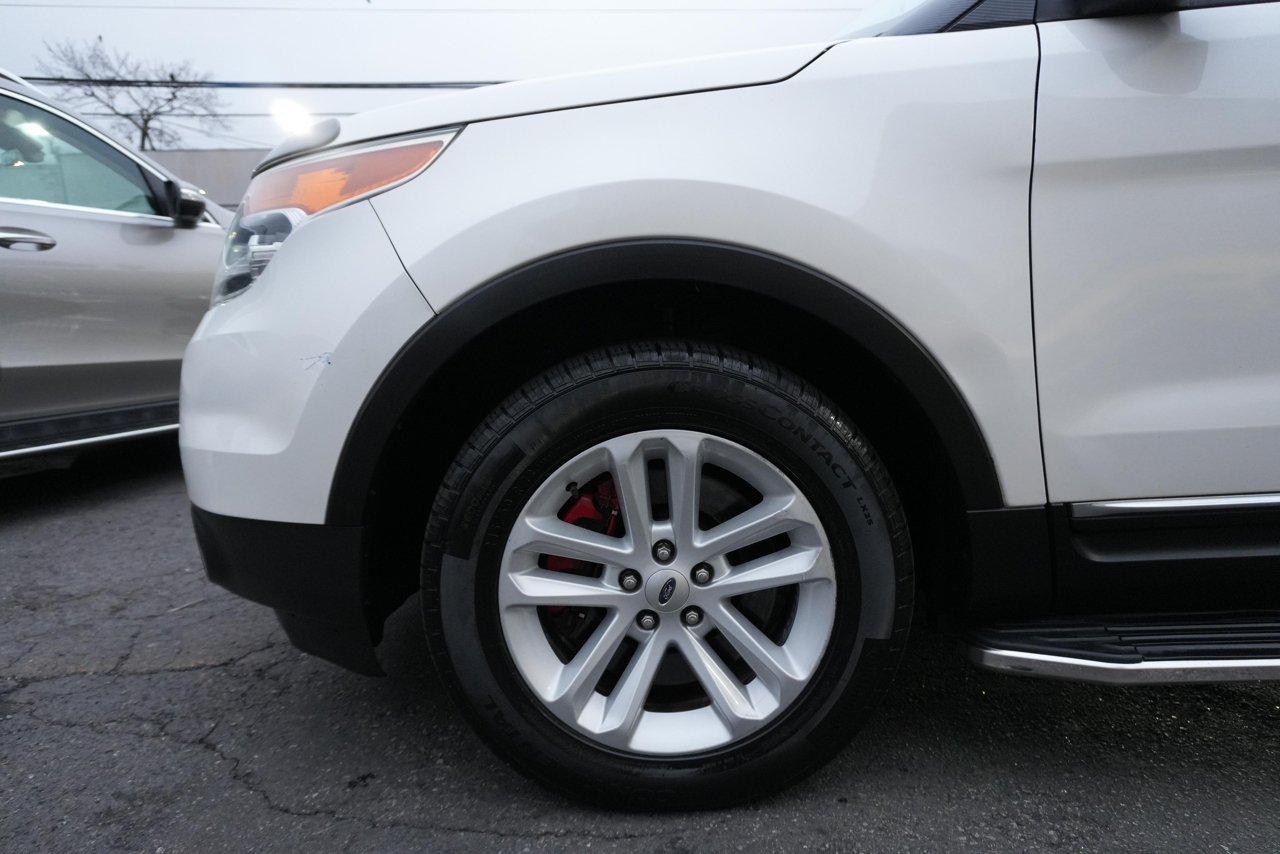 Ford Explorer XLT 4WD 2013