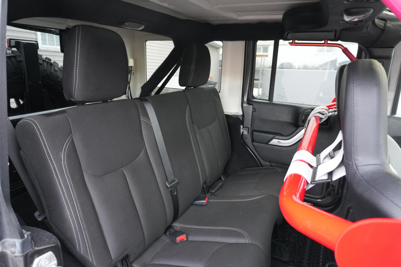 Jeep Wrangler JK Unlimited Sahara 4WD 2018