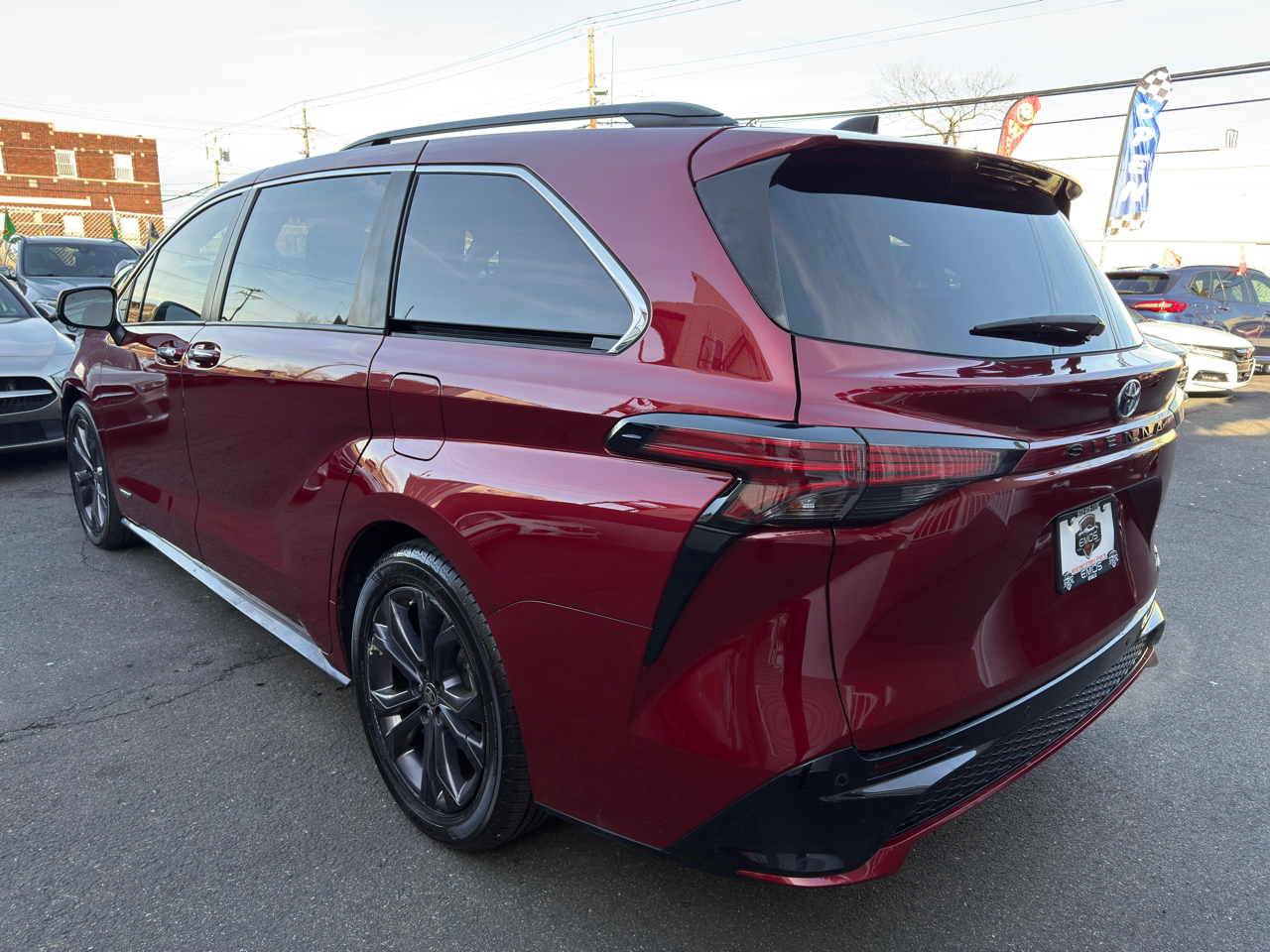 Toyota Sienna XSE 7-Passenger 2021