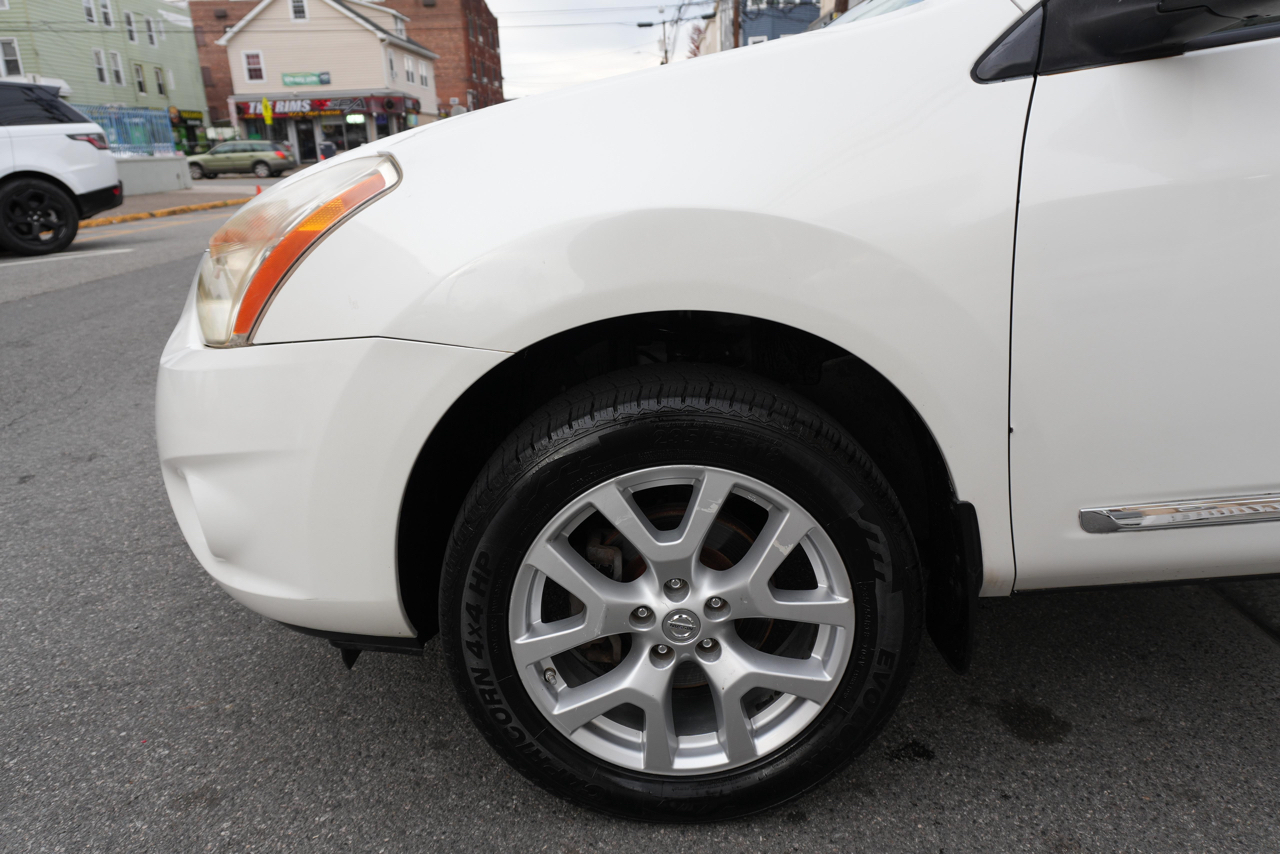 Nissan Rogue S AWD 2013