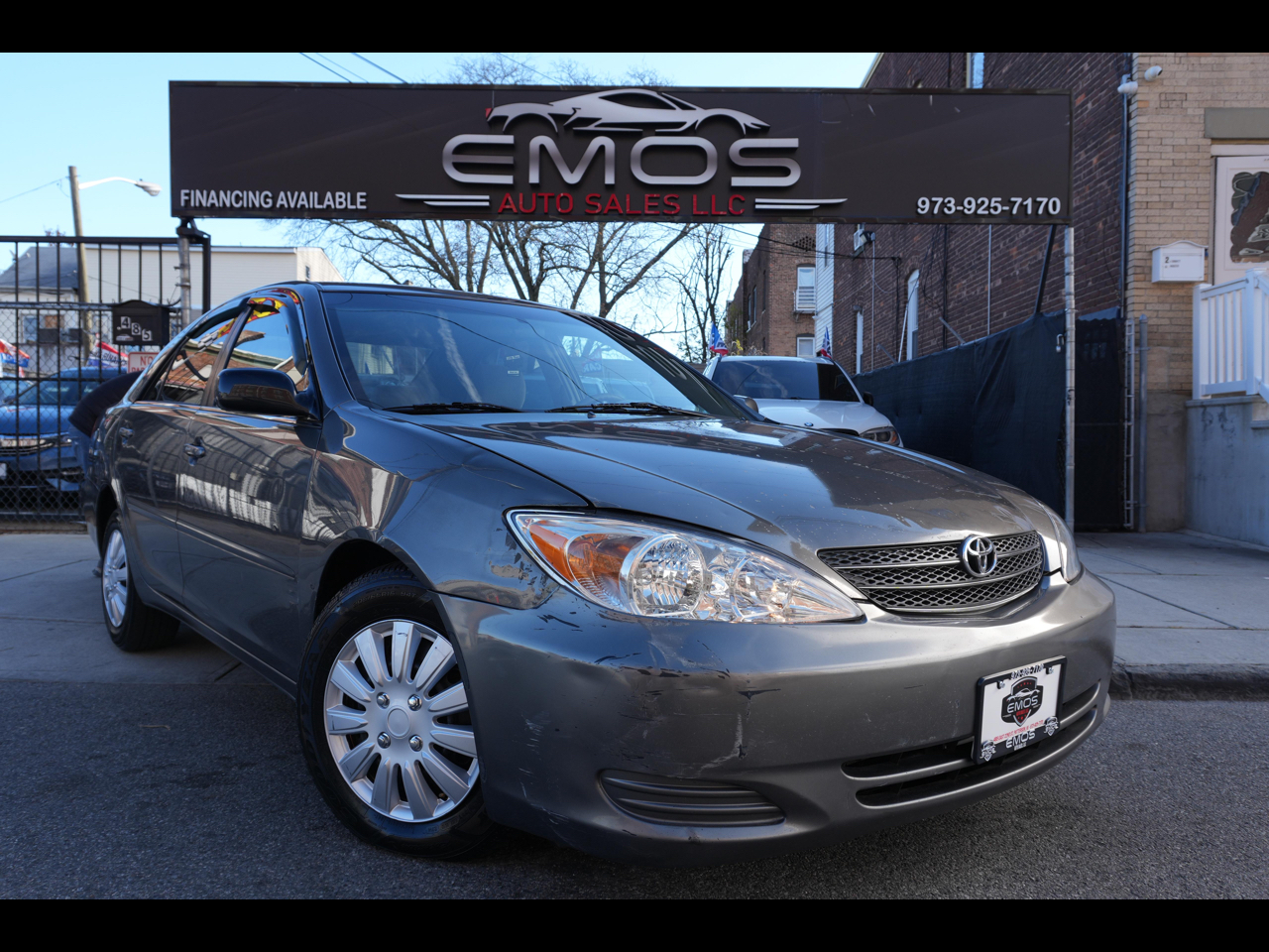 2003 Toyota Camry XLE's photo