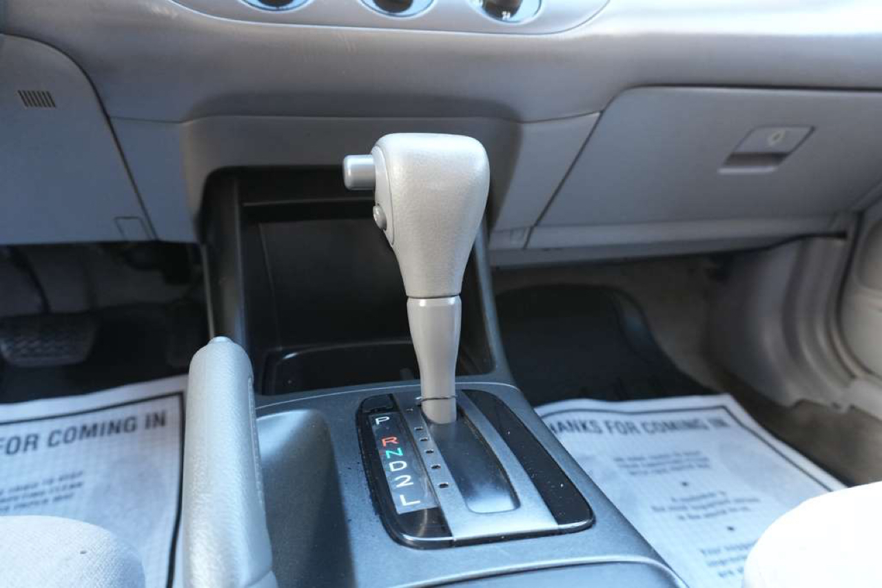 Toyota Camry XLE 2003