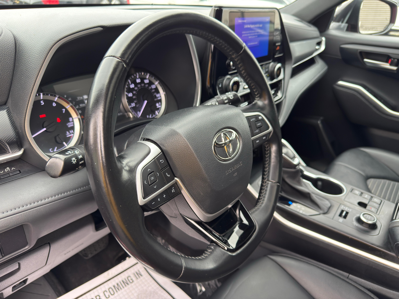 Toyota Highlander XSE AWD (Natl) 2023