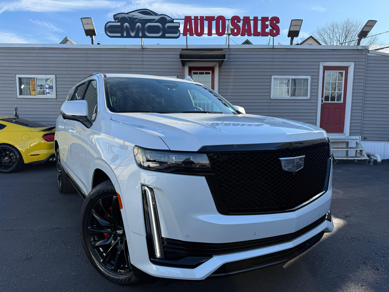 2022 Cadillac Escalade Sport Platinum's photo