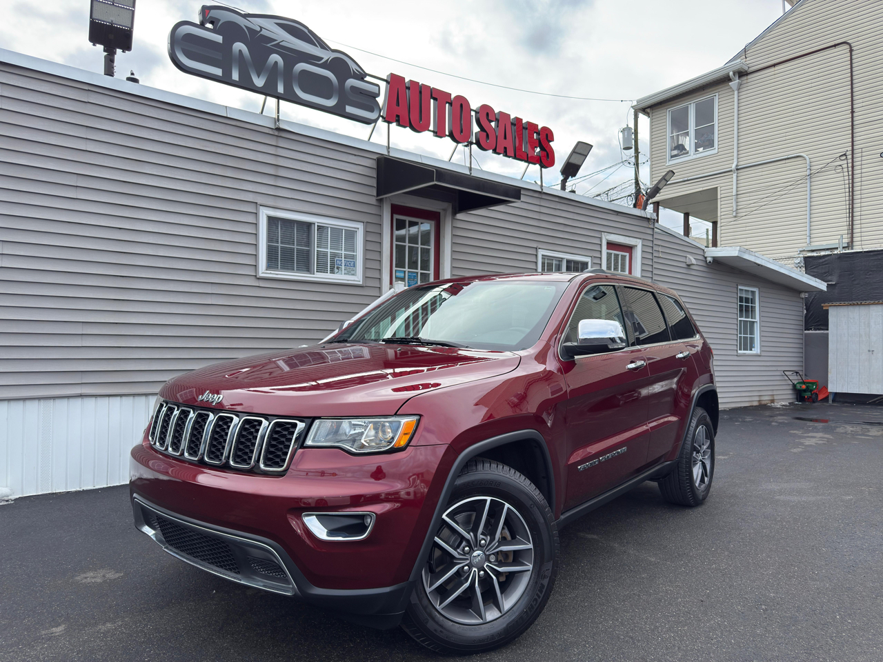 2018 Jeep Grand Cherokee Limited's photo