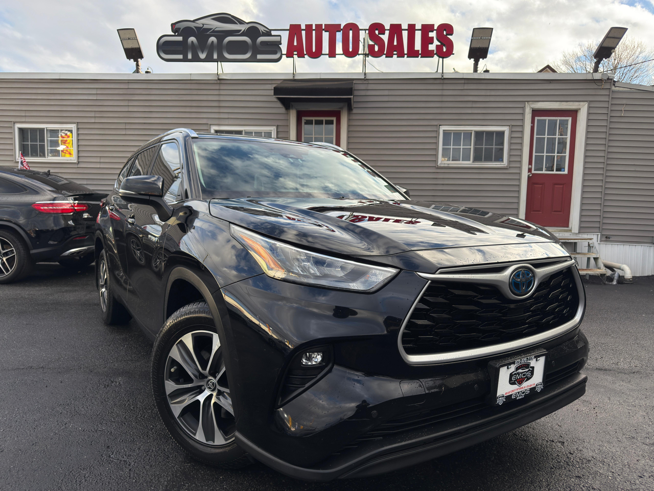 2020 Toyota Highlander Hybrid XLE AWD