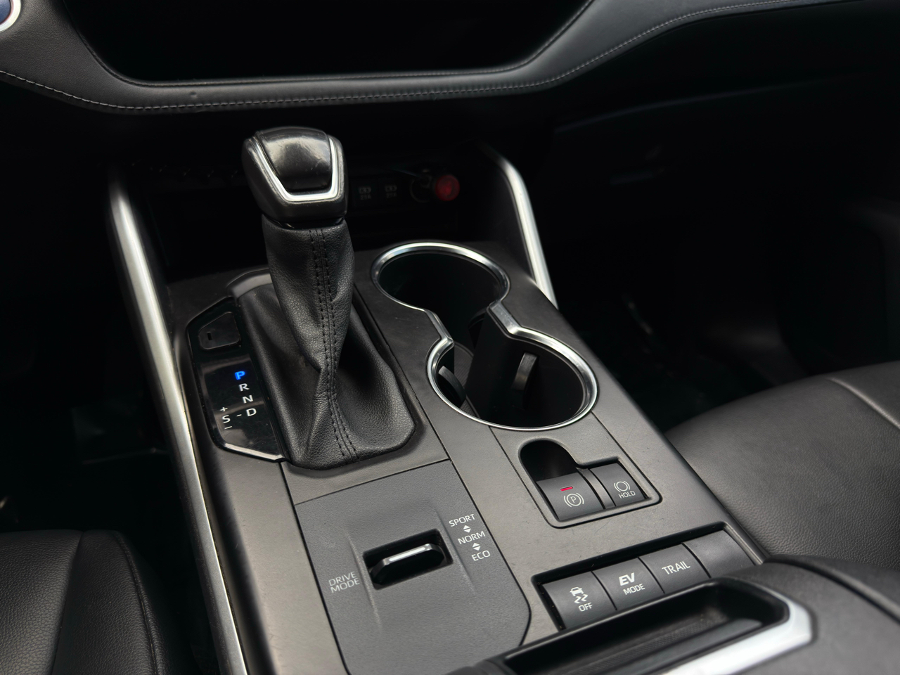 Toyota Highlander Hybrid XLE AWD 2020