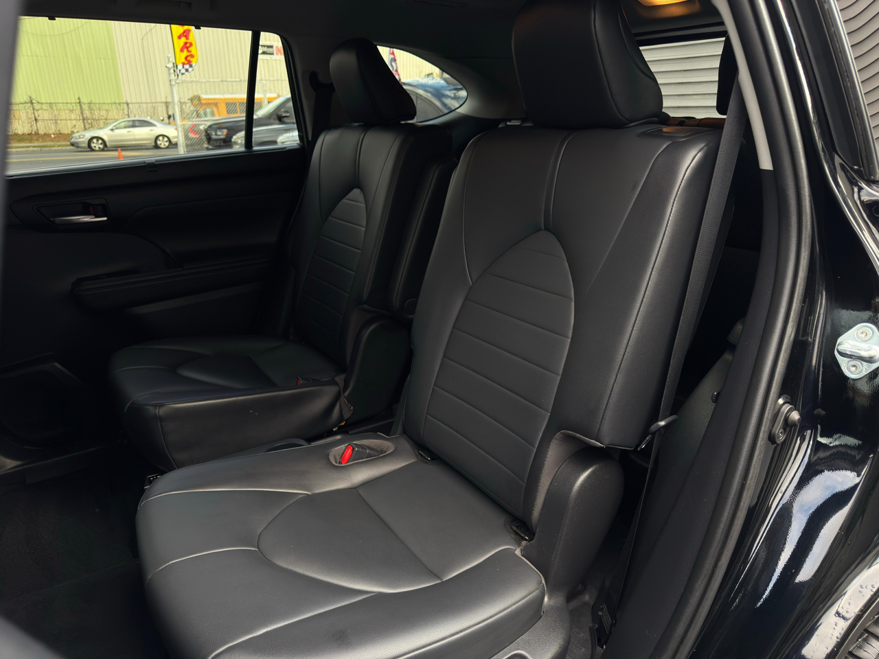 Toyota Highlander Hybrid XLE AWD 2020