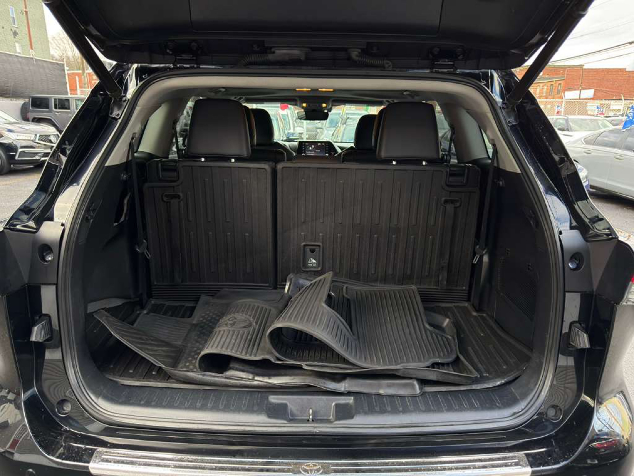 Toyota Highlander Hybrid XLE AWD 2020