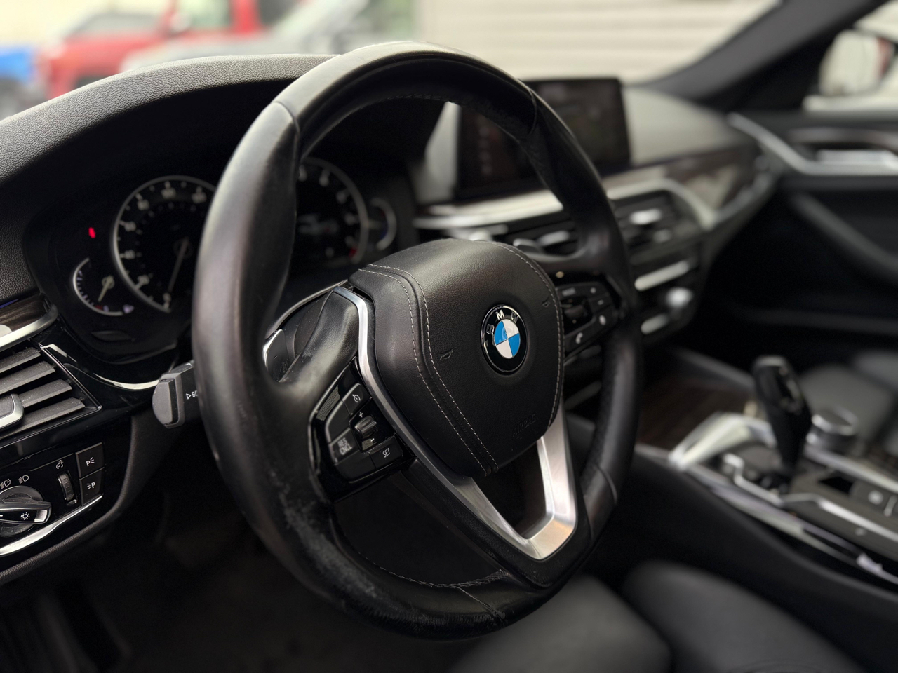 BMW 5-Series 530i xDrive 2017