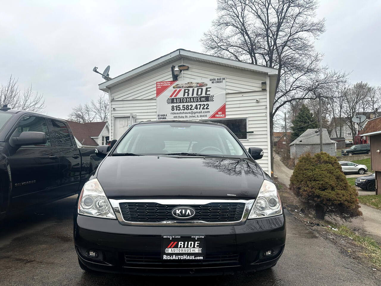2012 Kia Sedona LX