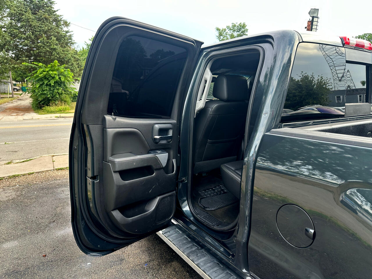Chevrolet Silverado 1500 LTZ Double Cab Short Box 4WD 2018
