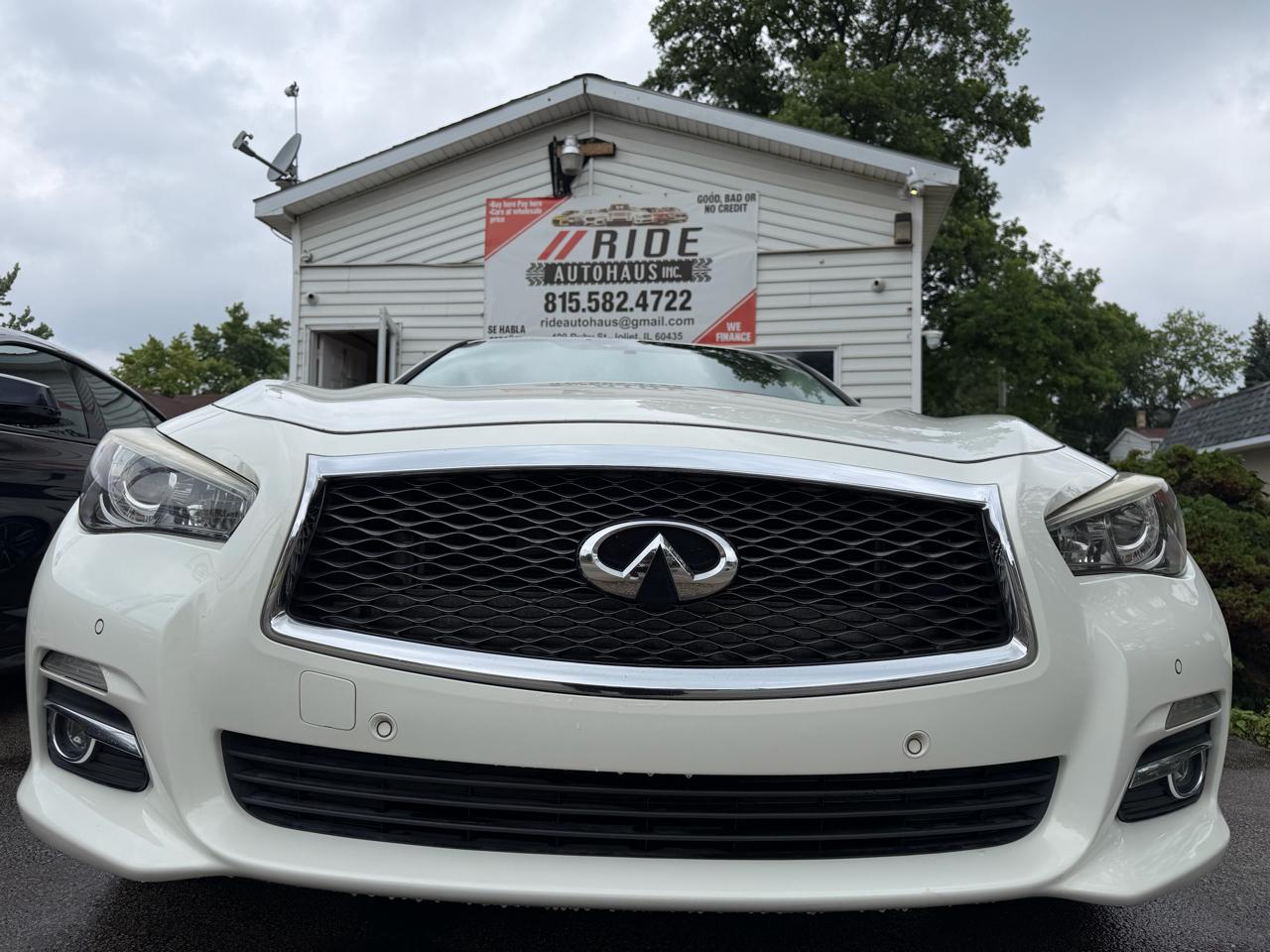 2015 INFINITI Q50