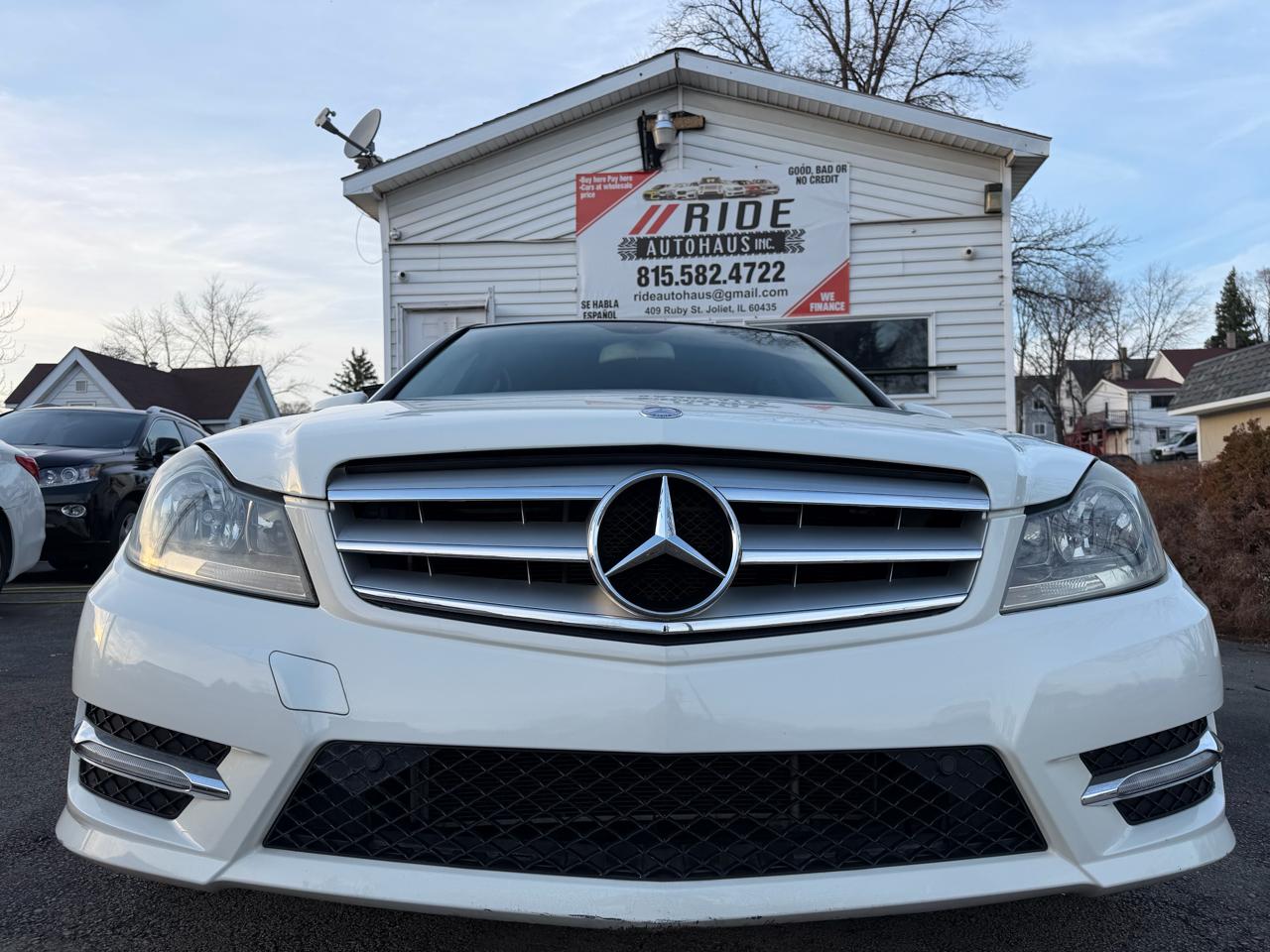 2012 Mercedes-Benz C-Class C300 4MATIC Luxury Sedan