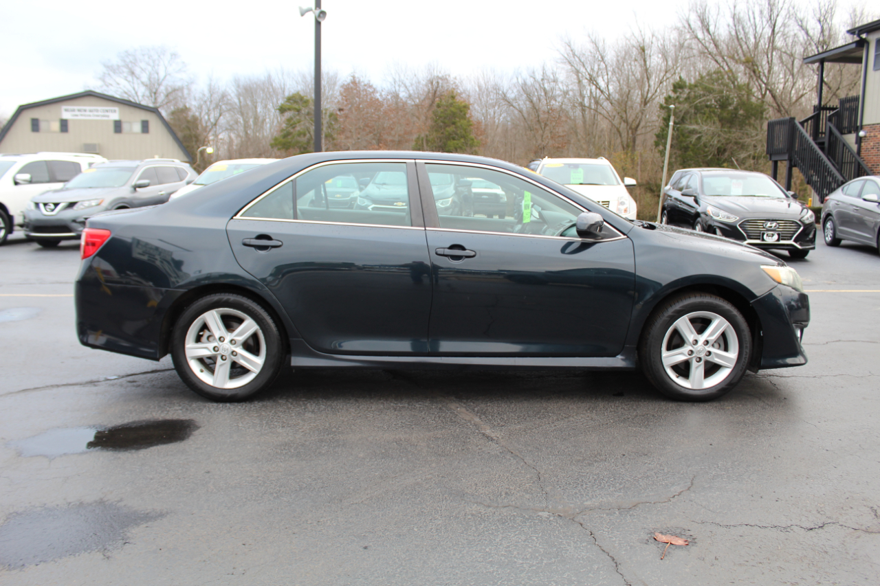 Toyota Camry 2014.5 4dr Sdn I4 Auto SE Sport (Natl) 2014