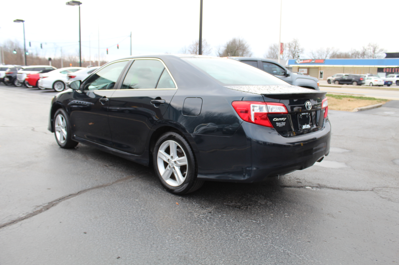 Toyota Camry 2014.5 4dr Sdn I4 Auto SE Sport (Natl) 2014