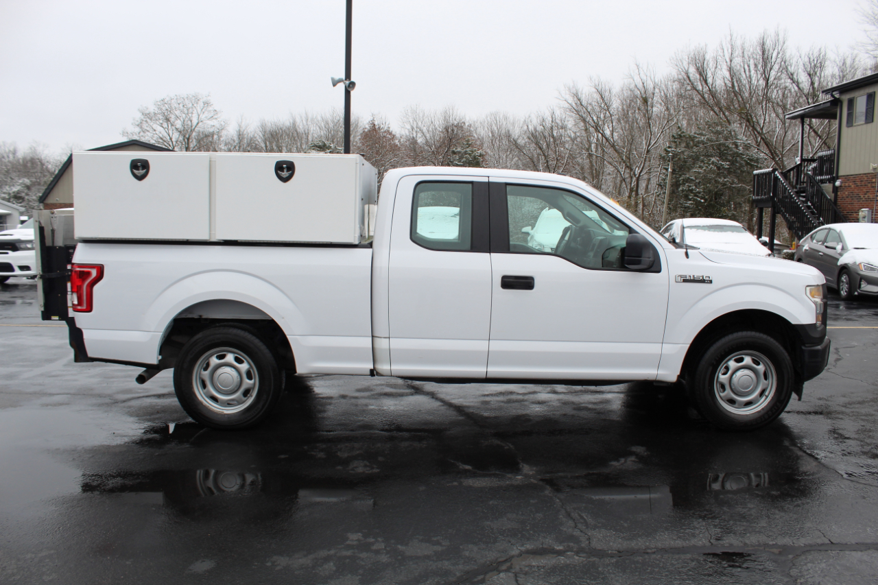 Ford F-150 XL SuperCab 2WD 2017