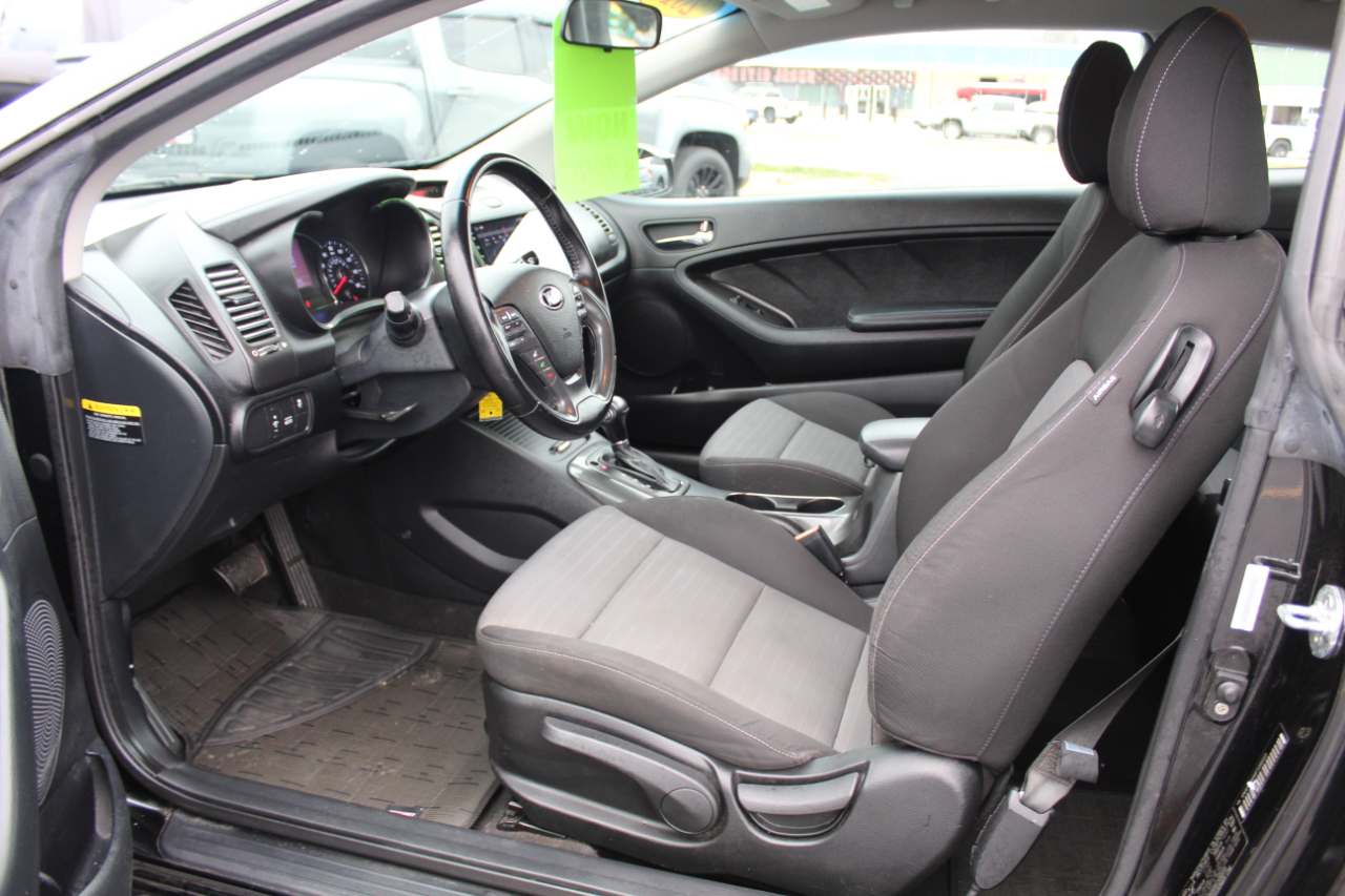 Kia Forte Koup 2dr Cpe Auto EX 2015