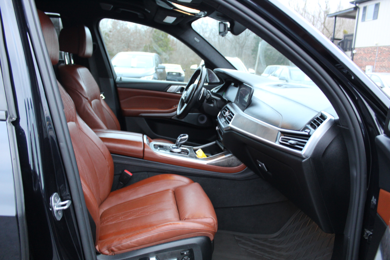 BMW X7 xDrive50i Sports Activity Vehicle 2019