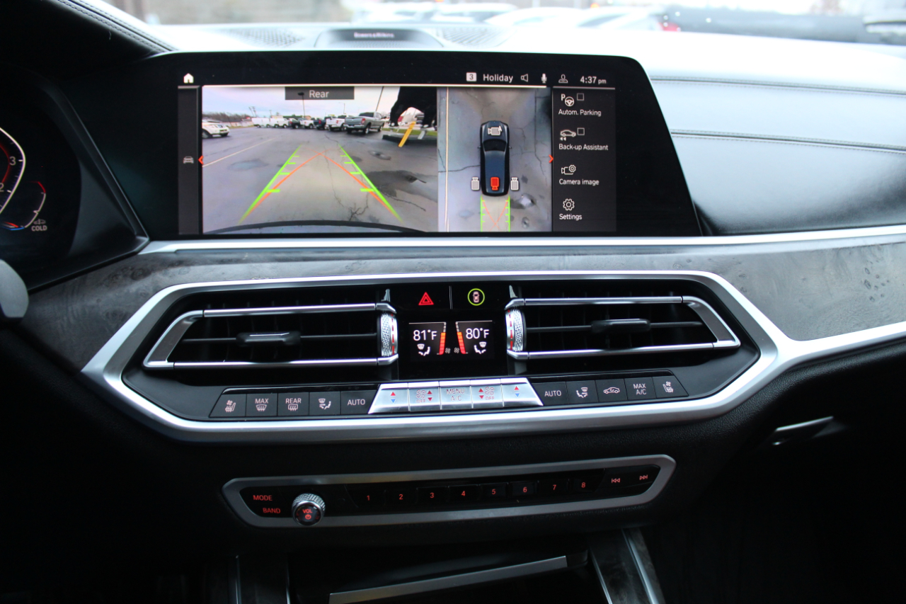 BMW X7 xDrive50i Sports Activity Vehicle 2019