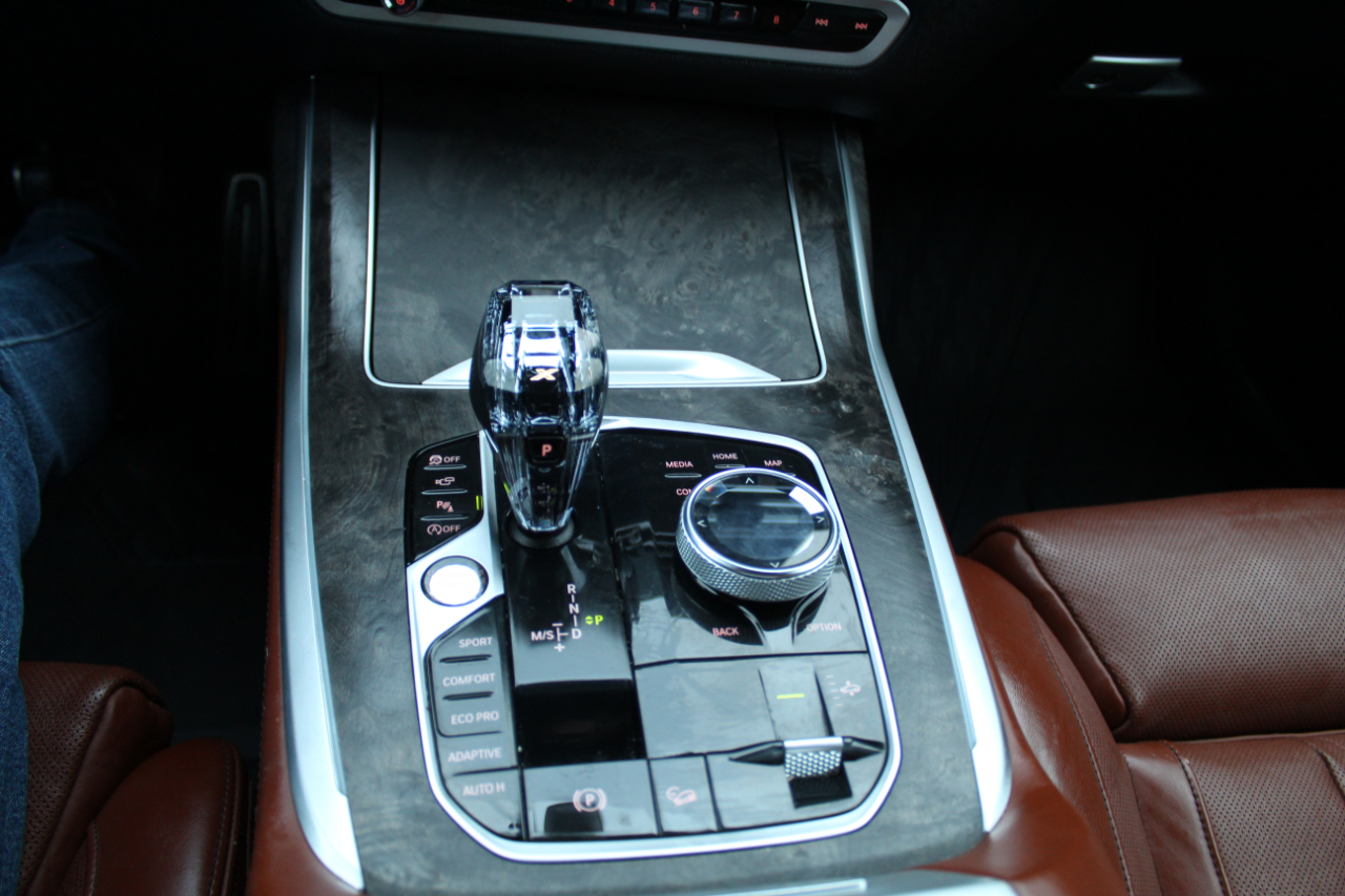 BMW X7 xDrive50i Sports Activity Vehicle 2019