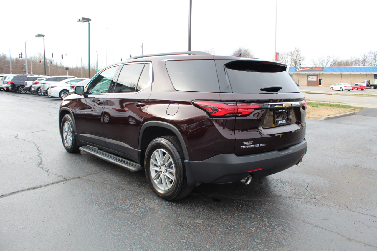 Chevrolet Traverse AWD 4dr LT Cloth w/1LT 2023
