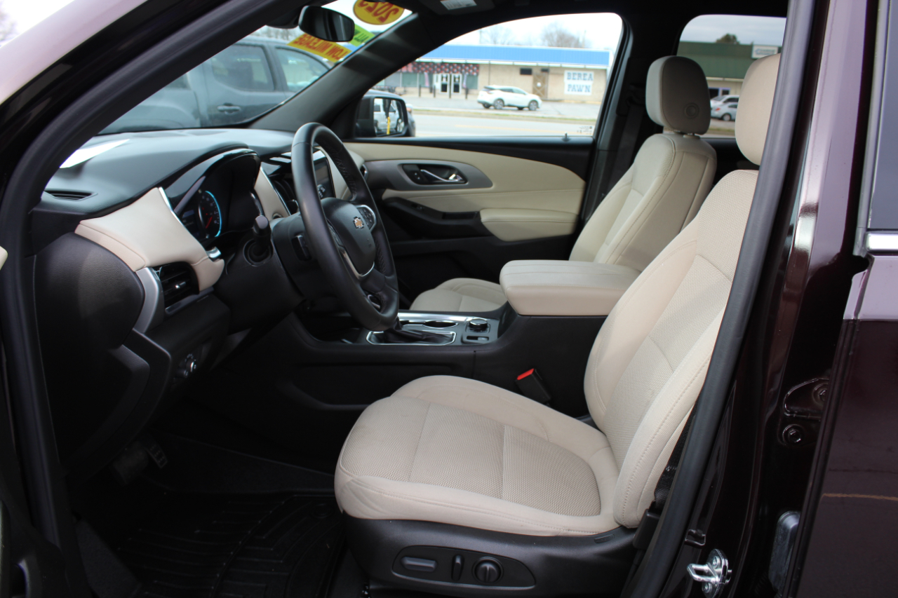 Chevrolet Traverse AWD 4dr LT Cloth w/1LT 2023