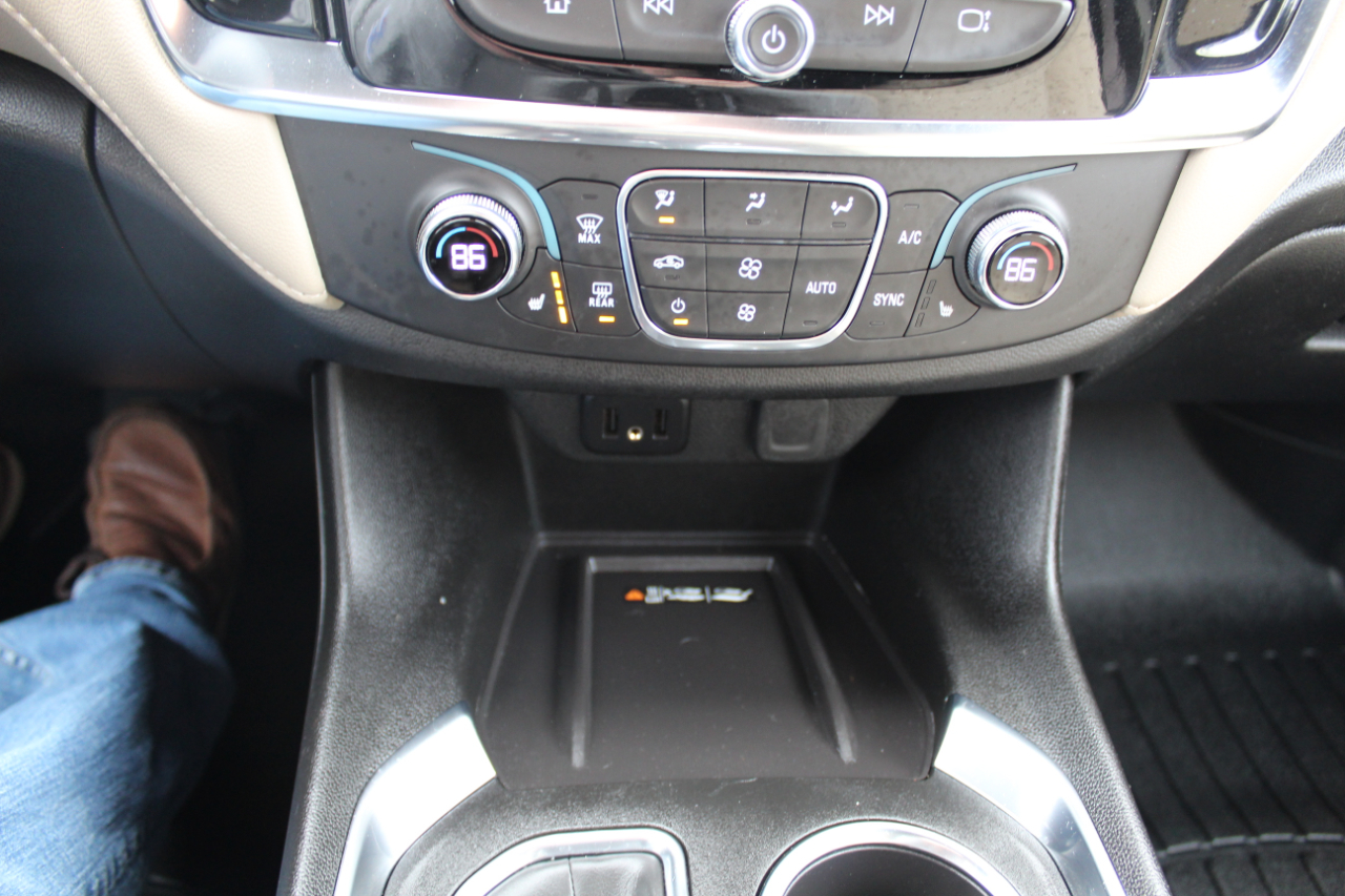 Chevrolet Traverse AWD 4dr LT Cloth w/1LT 2023