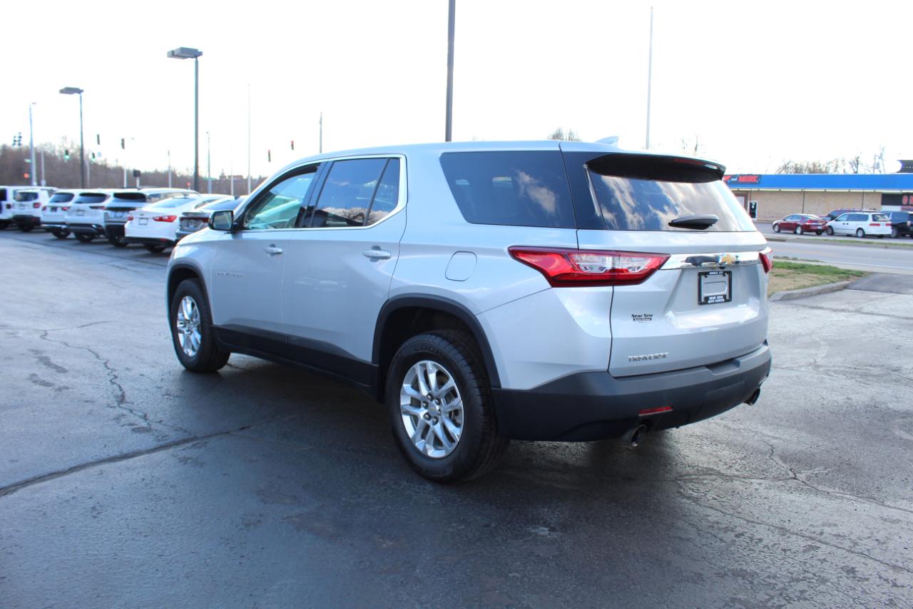 Chevrolet Traverse FWD 4dr LS w/1LS 2018