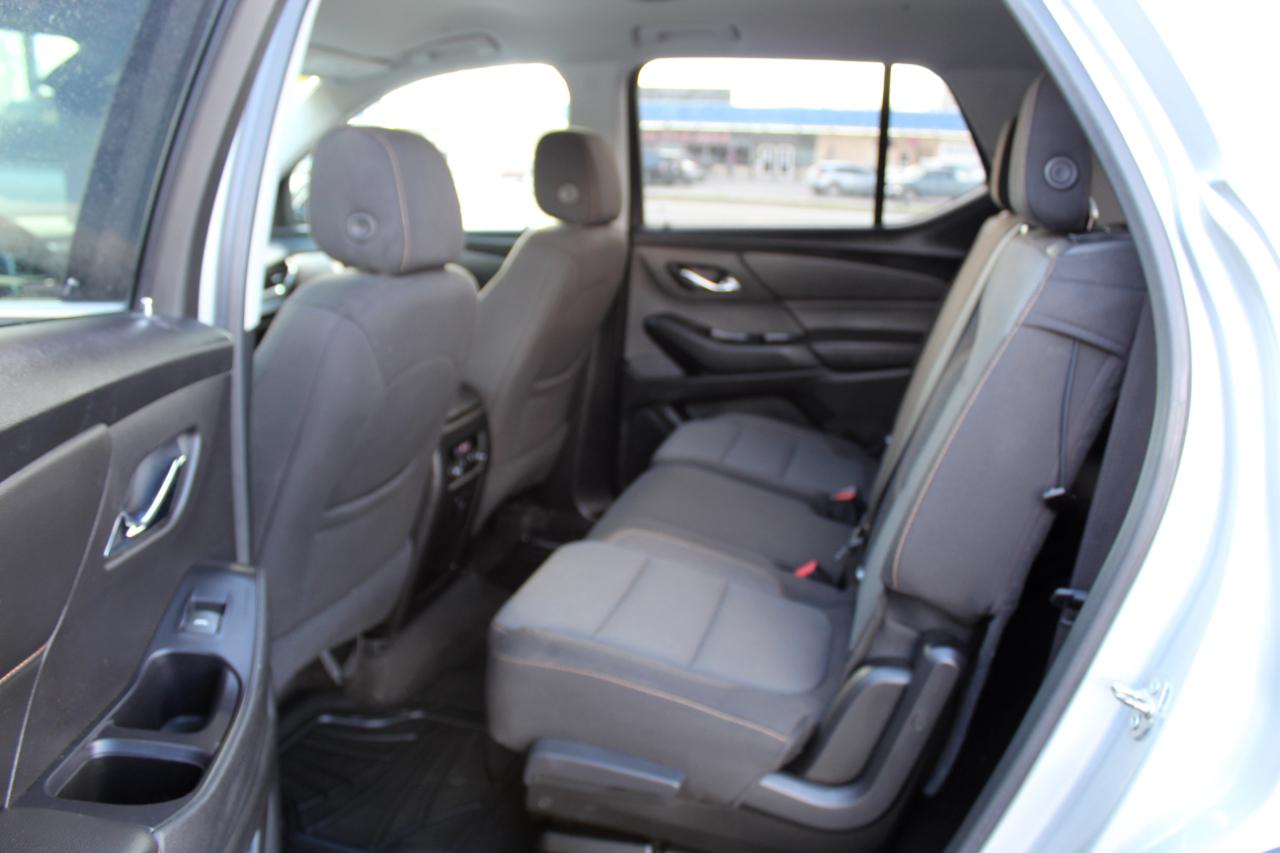 Chevrolet Traverse FWD 4dr LS w/1LS 2018