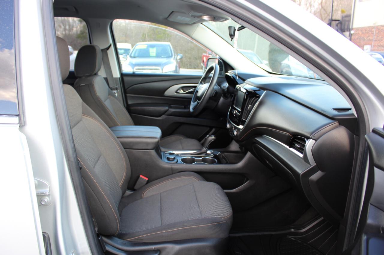 Chevrolet Traverse FWD 4dr LS w/1LS 2018